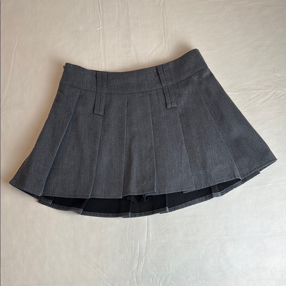 Women's Gray Pleated Side Zip Skort Size M